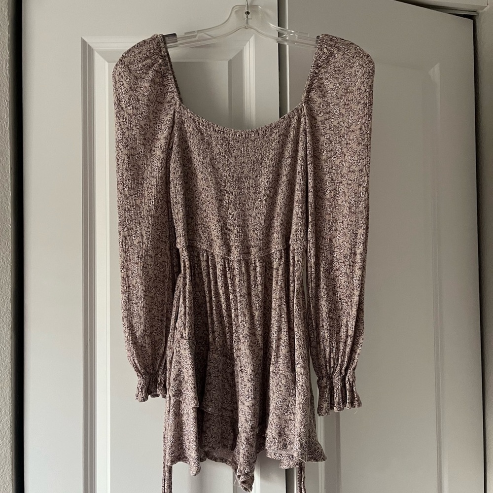 Altar’d State Taupe Shaya Long Sleeve Floral Romper! - Picture 4 of 8